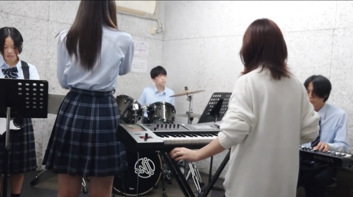 内角72度